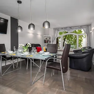 Zielone Powisle - Centre By Sun & Snow Warszawa
